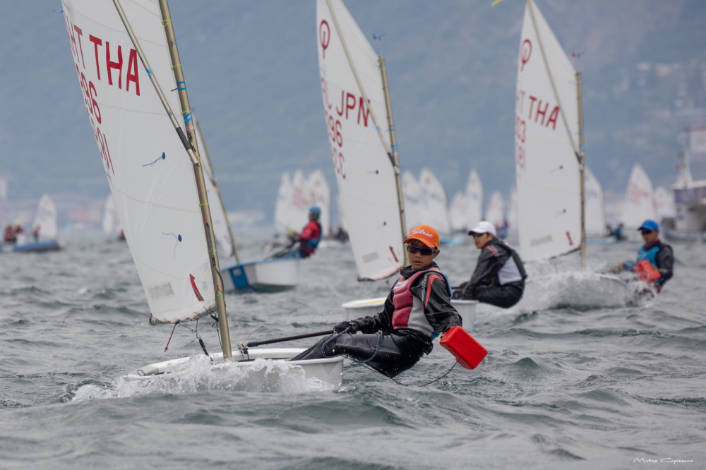 The regatta leader racing upwind