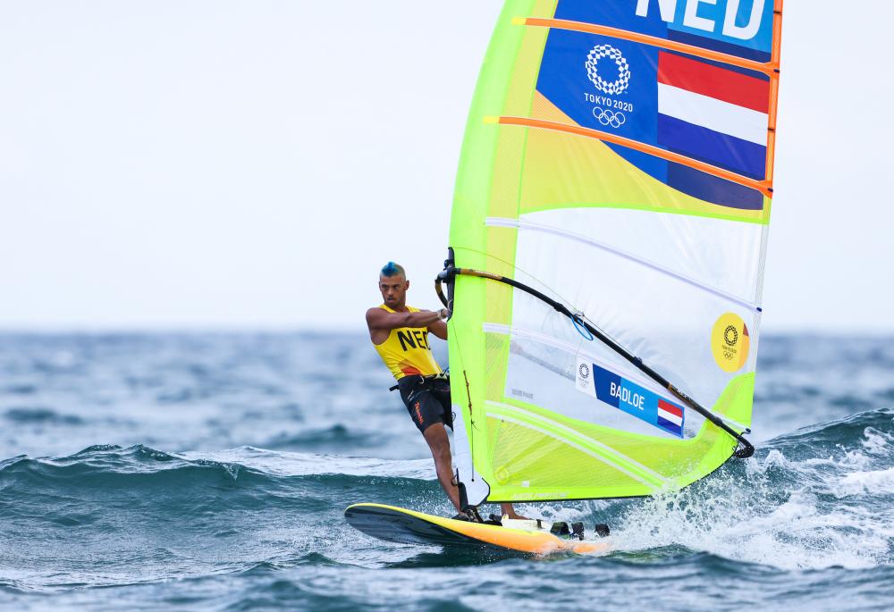 Kiran Badloe (NED) windsurfing