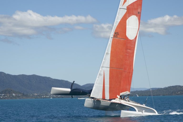 Multihull leaning over