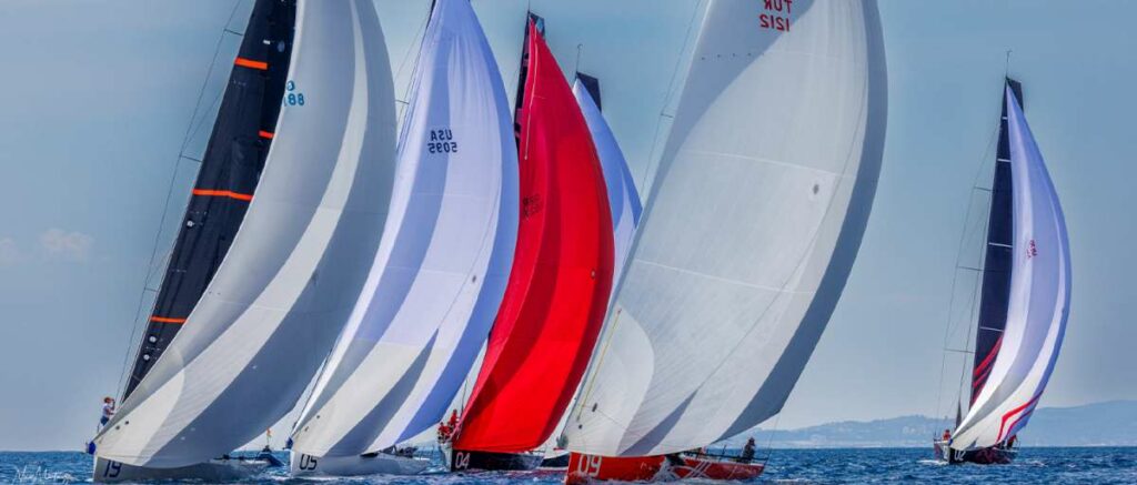 52 Super Series