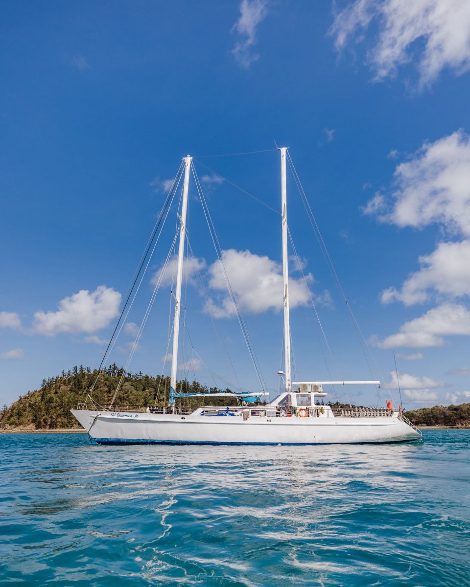 SV Summer Jo - pic courtesy Whitsunday Expeditions