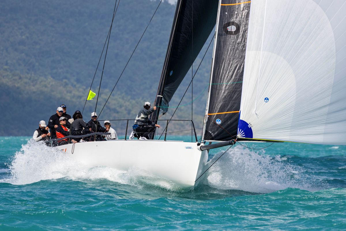 Veloce powering downwind - Andrea Francolini, ABRW pic