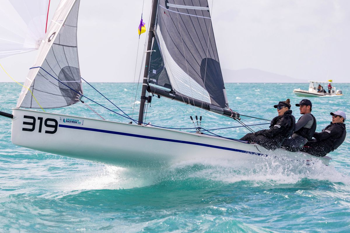 Rob Douglass and crew on Dollop - Andrea Francolini, ABRW pic