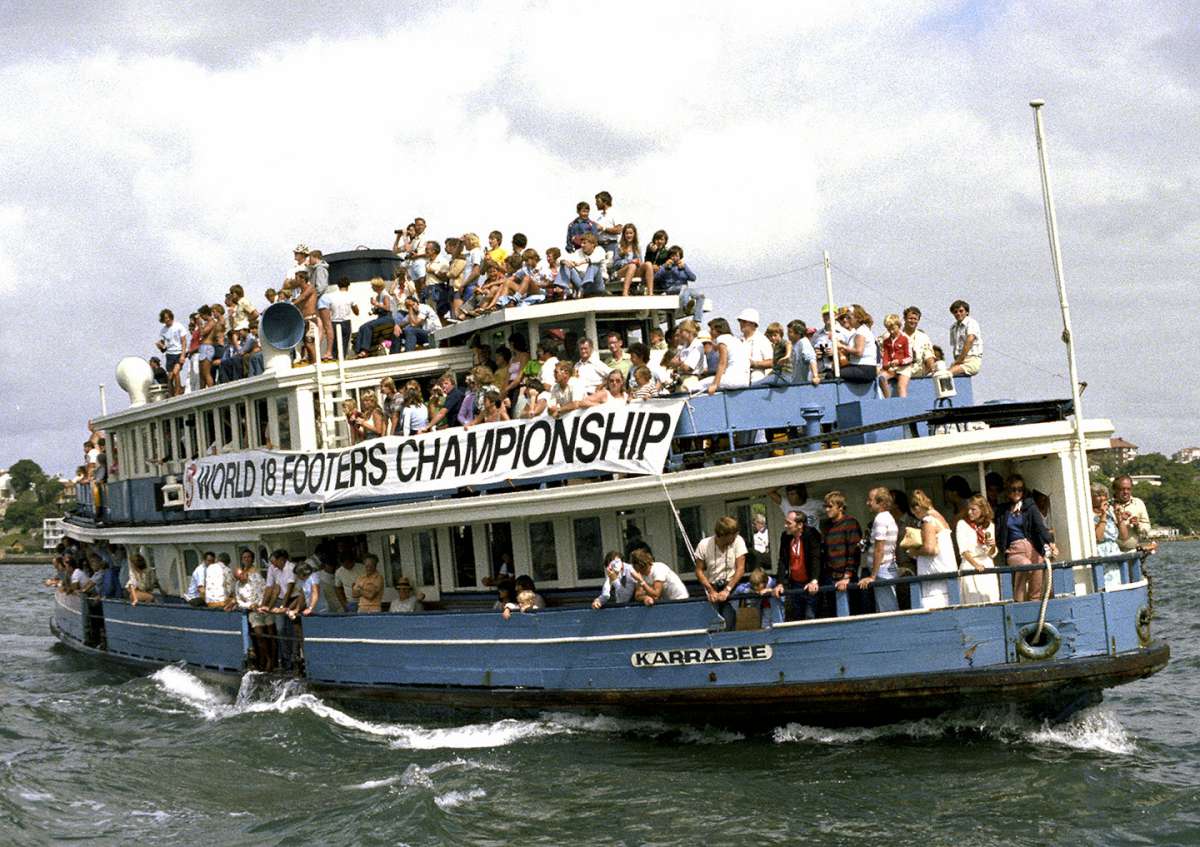 Spectator ferry at the 1979 world championship (archive)