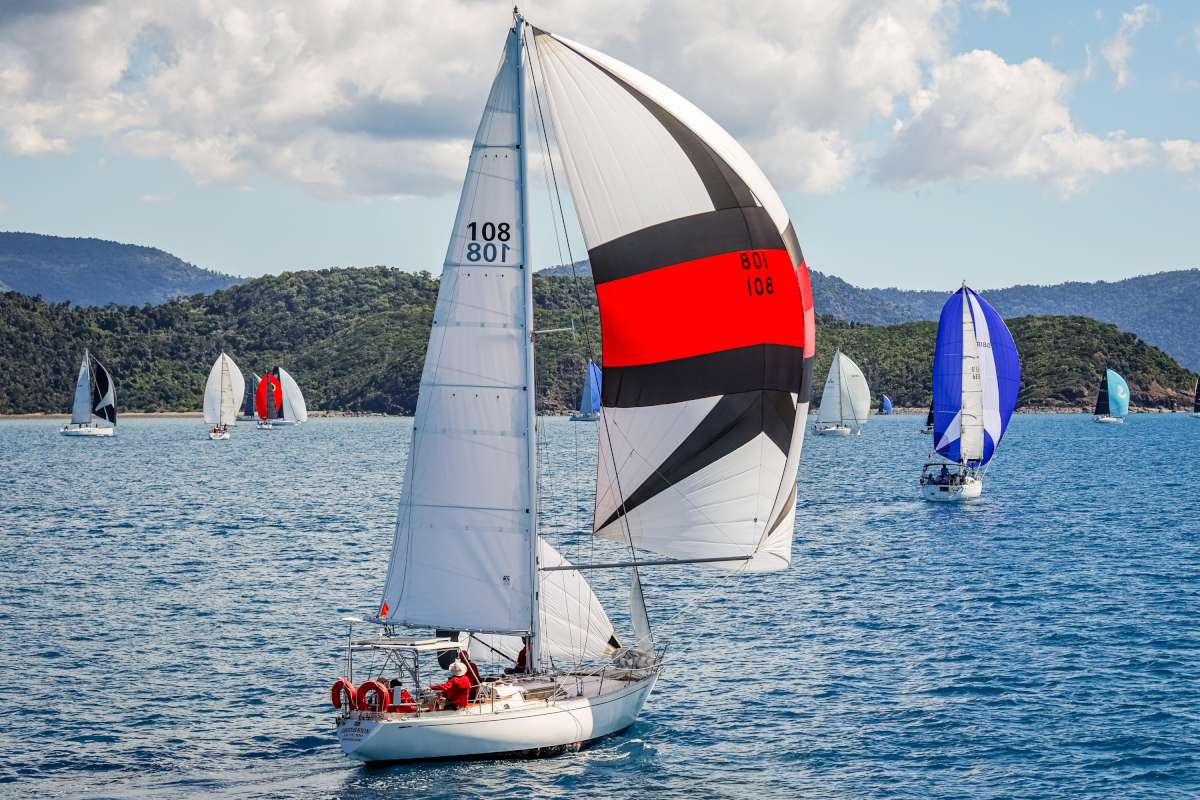 Hamilton Island Race Week 2025: Divisional Battles Heat Up Ahead of Trans-Tasman Showdown