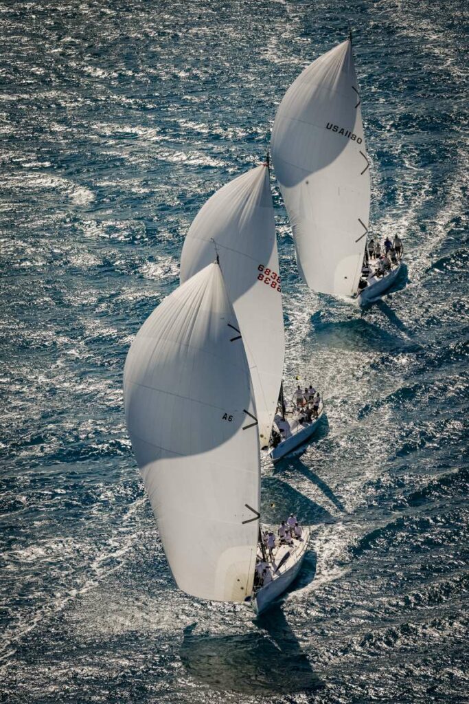 HIRW25 Rating 2 downwind_credit Salty Dingo