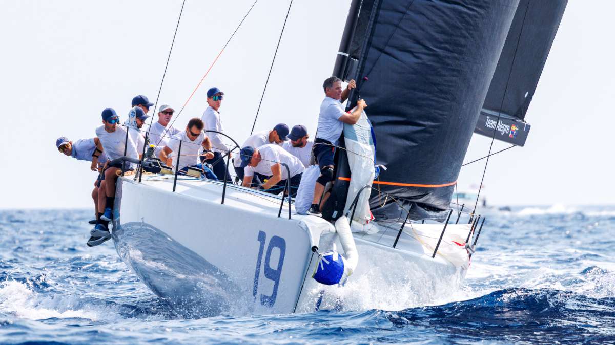 Alegre Sails to Victory on Day 1 of the 52 SUPER SERIES at Puerto Portals