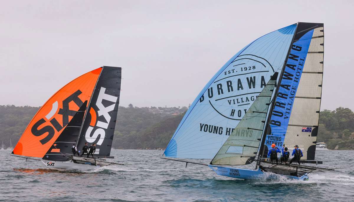 Between the islands in a north east breeze (SailMedia)