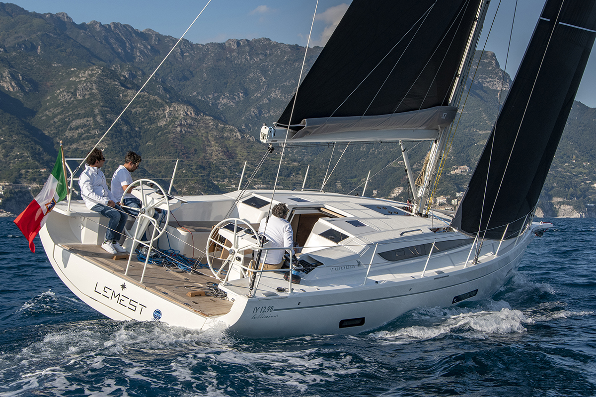 Italia Yachts 12.98