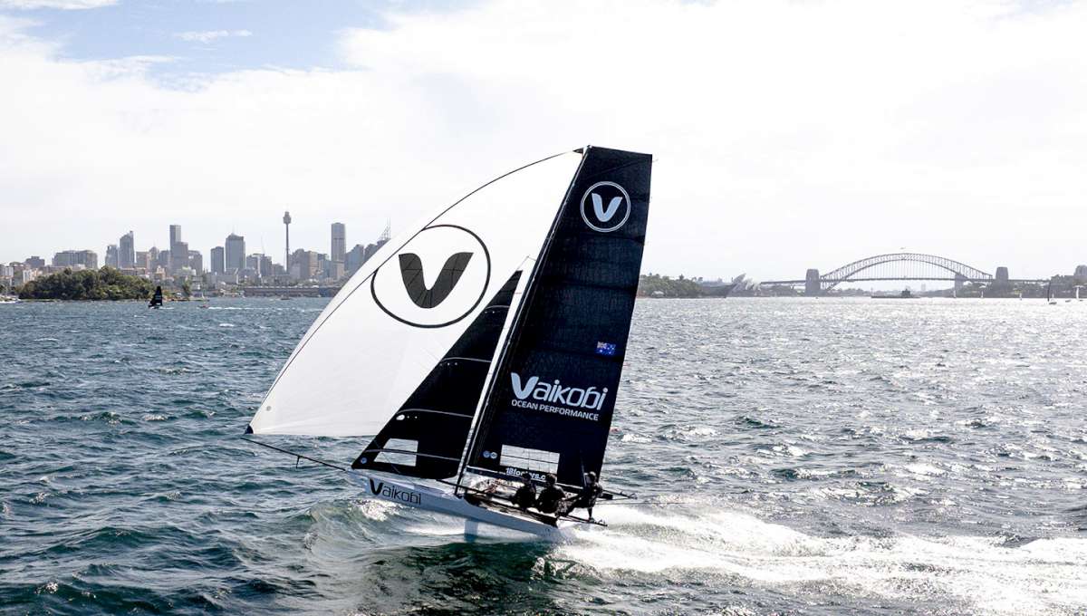 An iconic sight, an 18, the bridge, opera house and the city (SailMedia)