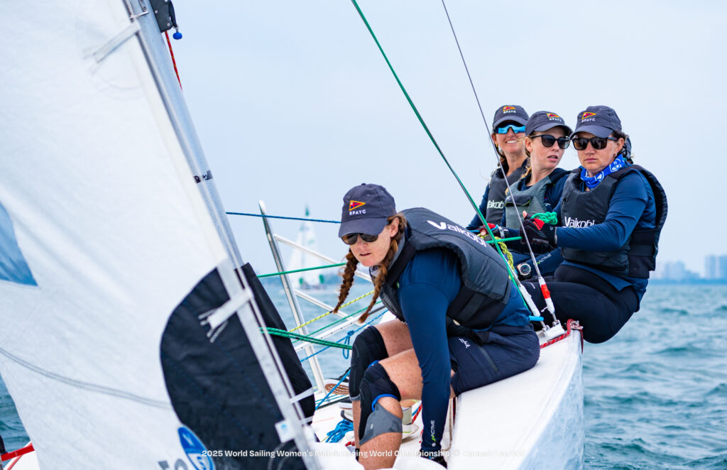 Juliet Costanzo and her Easy Tiger Racing move into Quarter Finals at World Sailing Women’s Match Racing World Championship in Chicago