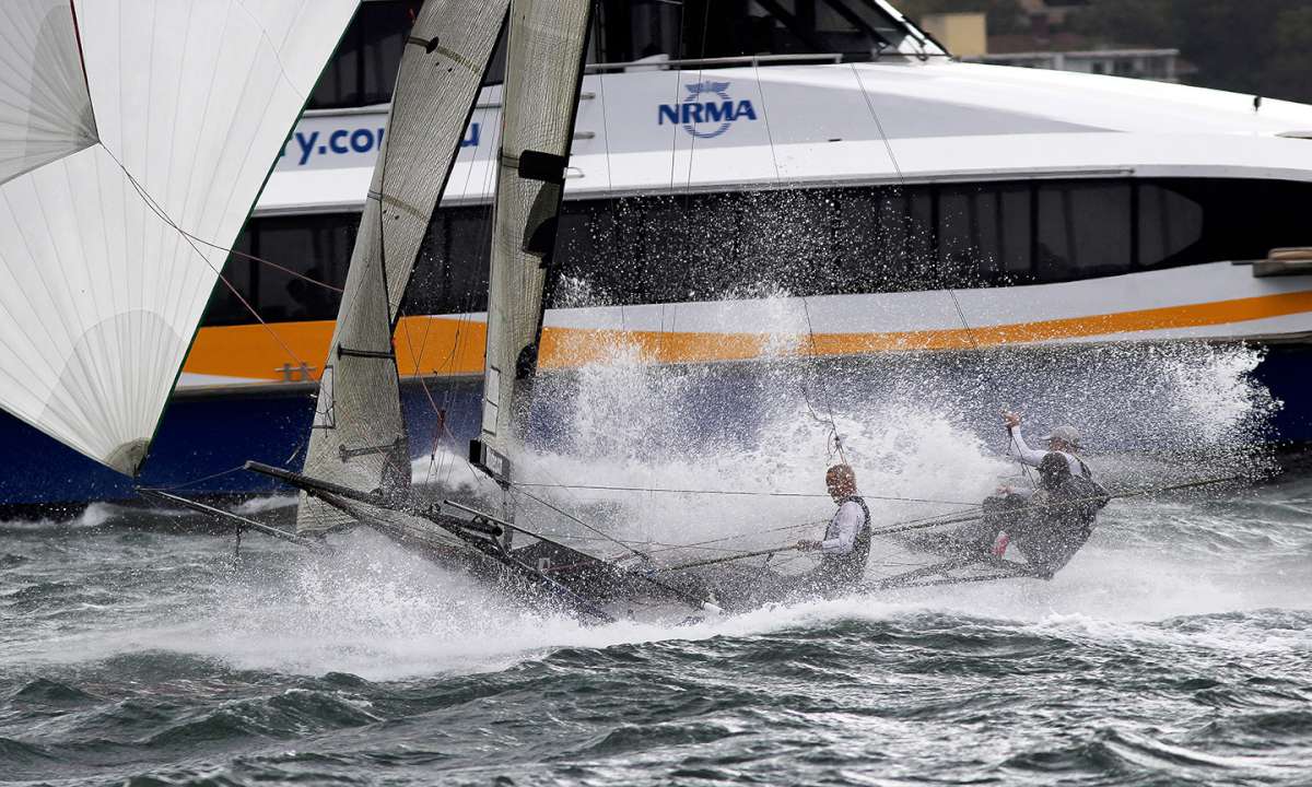 Heading towards a Sydney Harbour ferry in the 2021-22 season (Frank Quealey)