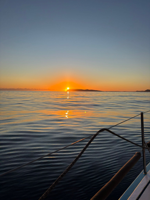 Slow but pretty start to Antipodes' day - pic courtesy Antipodes