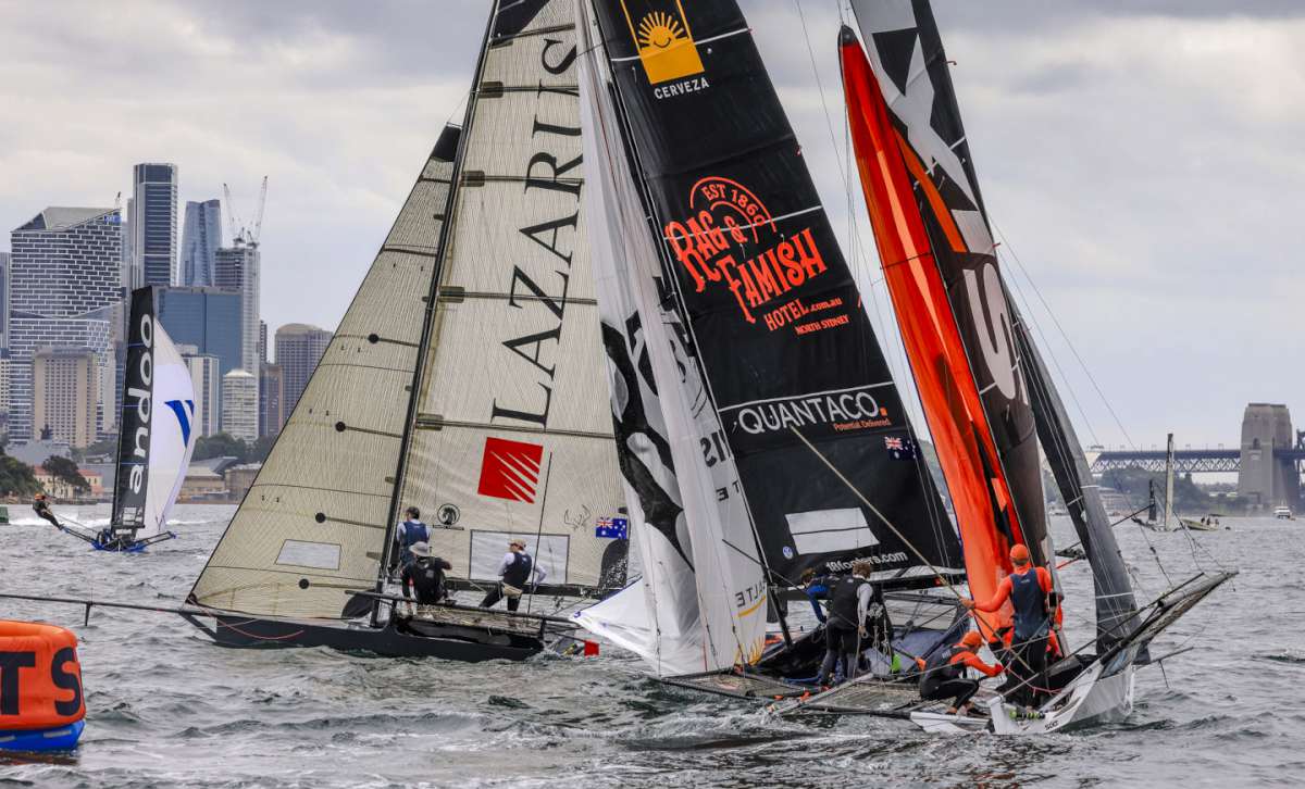 Spinaker sets for Rag & Famish and Sixt at the second weather mark (SailMedia)