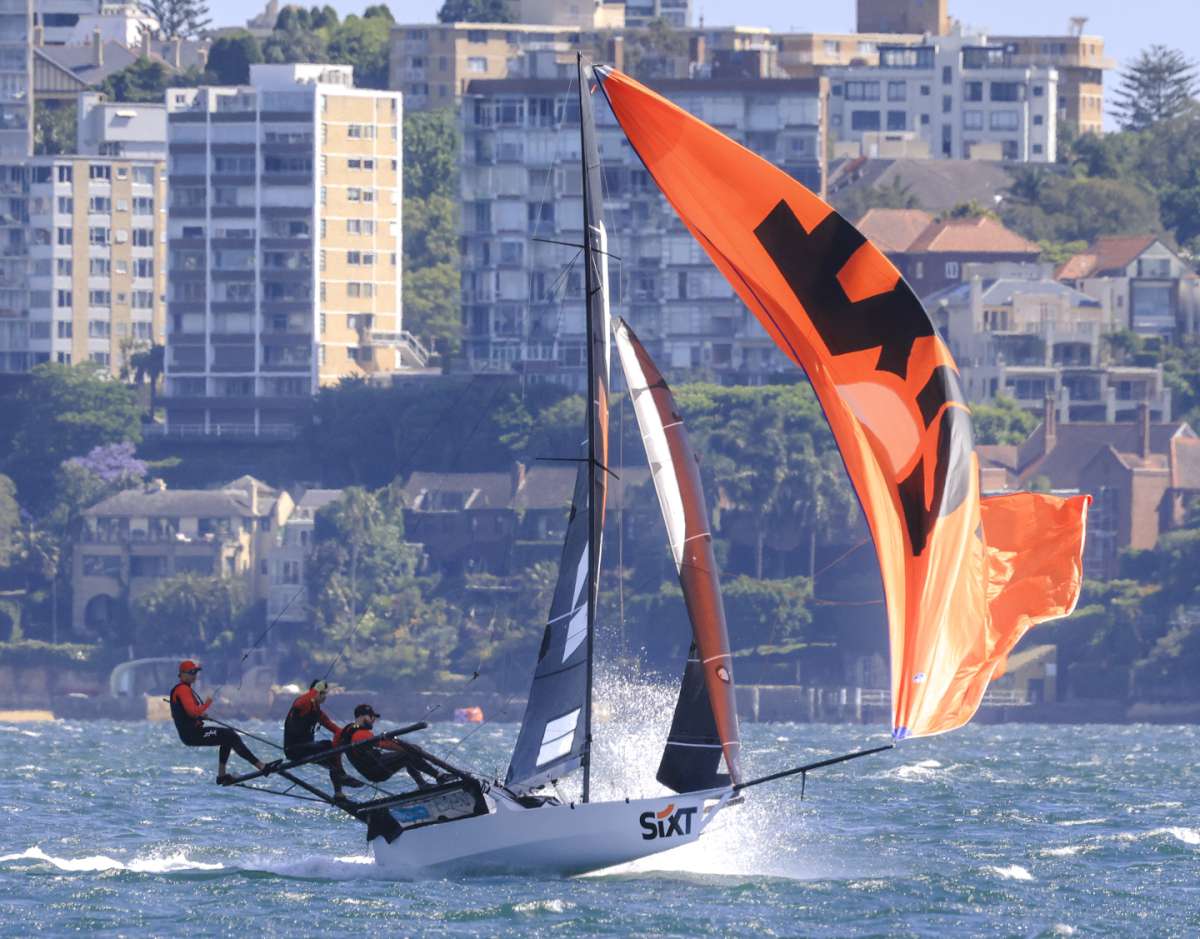 Sixt was in strong contention for a podium finish for most of the race (SailMedia)