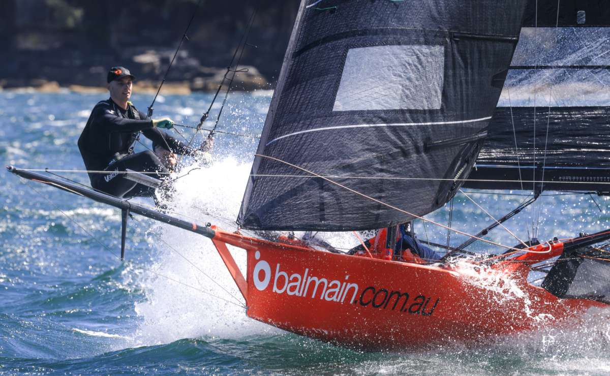 The Balmain team were spectacular in their chase of the leader (SailMedia)