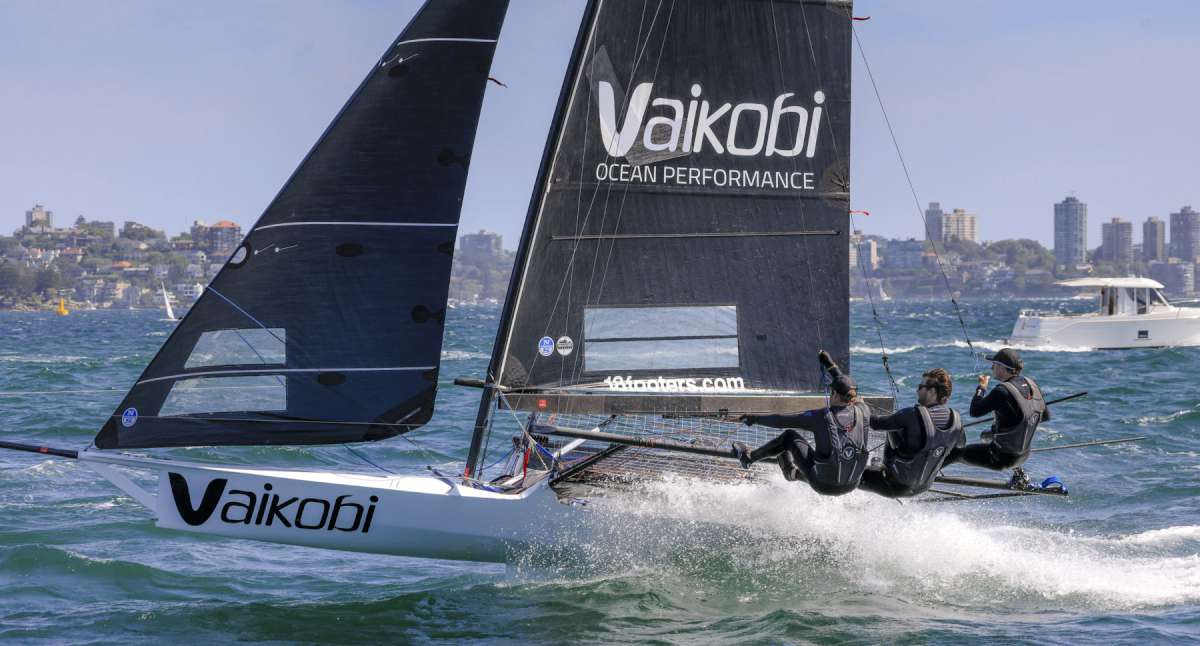 Race 2 in the Spring series was costly for Vaikobi (SailMedia)