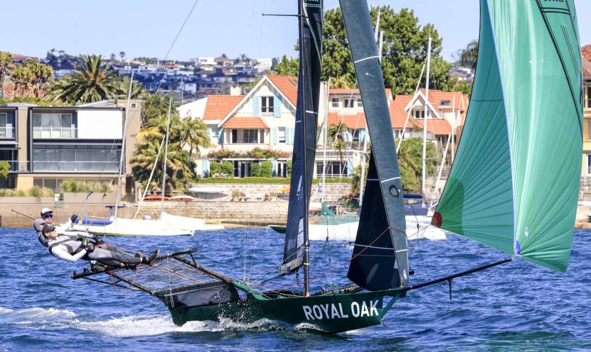 The Oak Double Bay (SailMedia)