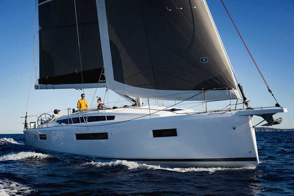 Jeanneau Sun Odysssey 415 from ShareYacht