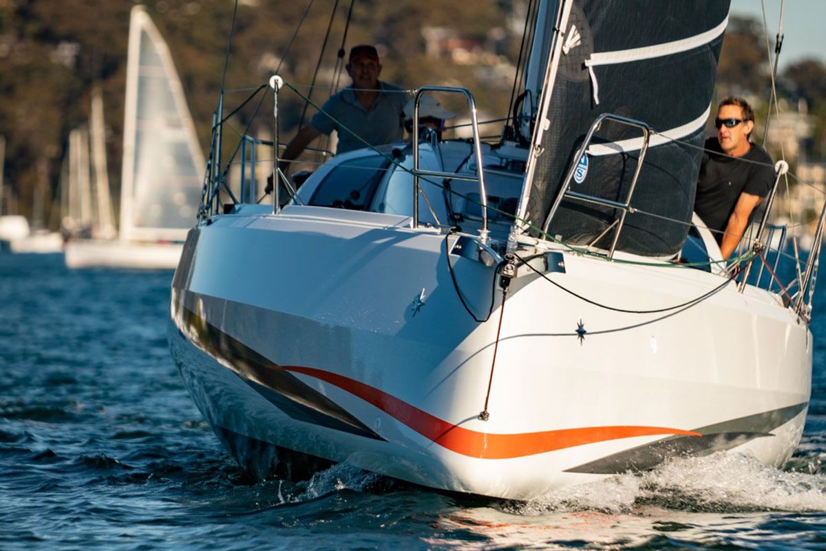 Jeanneaun Sun Fast 3300 'Borderline' © PBS