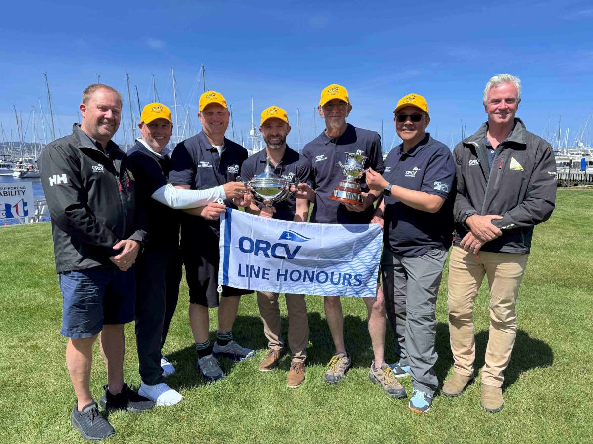 The Jackal with ORCV Race Director Ravid Schuller (L) and ORCV Commodore Cyrus Allen (R ). Photo credit Jane Austin