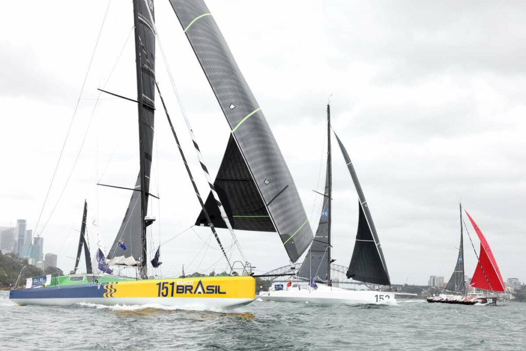 Globe40 departs Sydney Harbour for their 4th leg towards Chile and Valparaiso