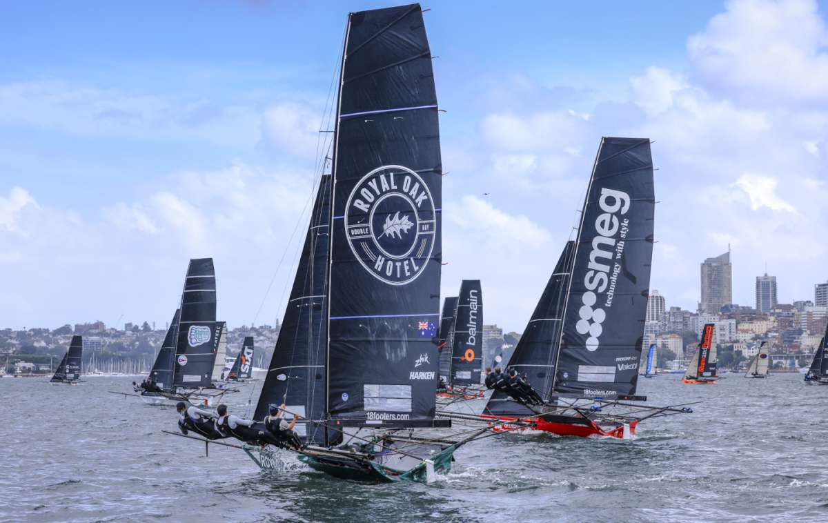 Shortly after the start (SailMedia)