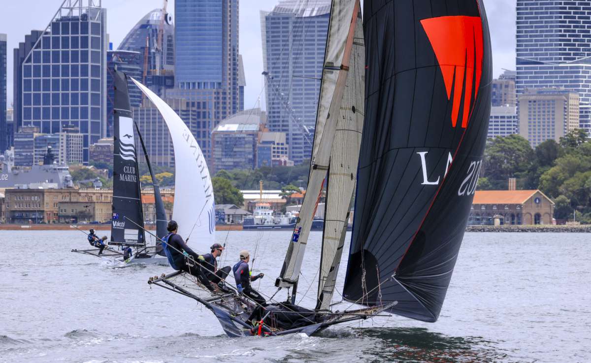 Lazarus held a big lead in light wind (SailMedia)