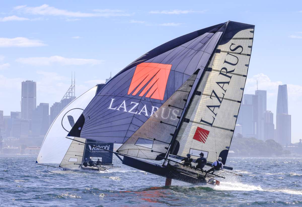Lazarus and Vaikobi had a tough battle on the middle spinnaker run (SailMedia)