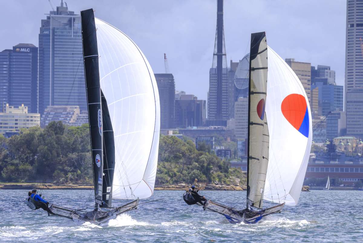 Yandoo and Big Foot Bags & Covers at the nationals (SailMedia)