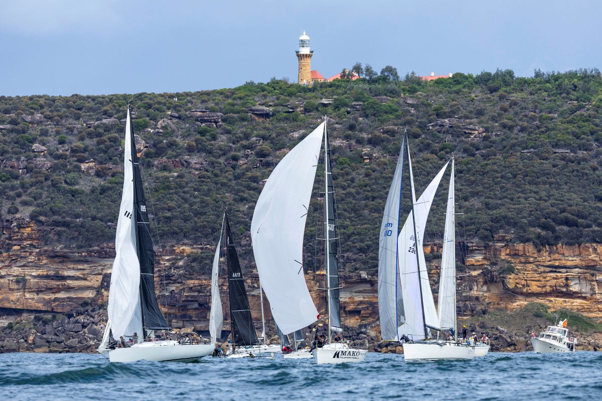 Mako mid-line in past a Coffs race - Andrea Francolini, RPAYC pic
