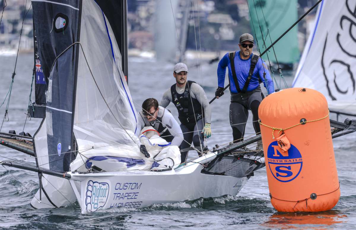 Concentration by the Big Foot crew (SailMedia)