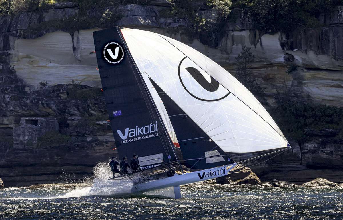 Southerly spinnaker run (SailMedia)