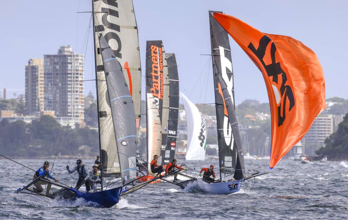 Spinnaker charge (SailMedia)