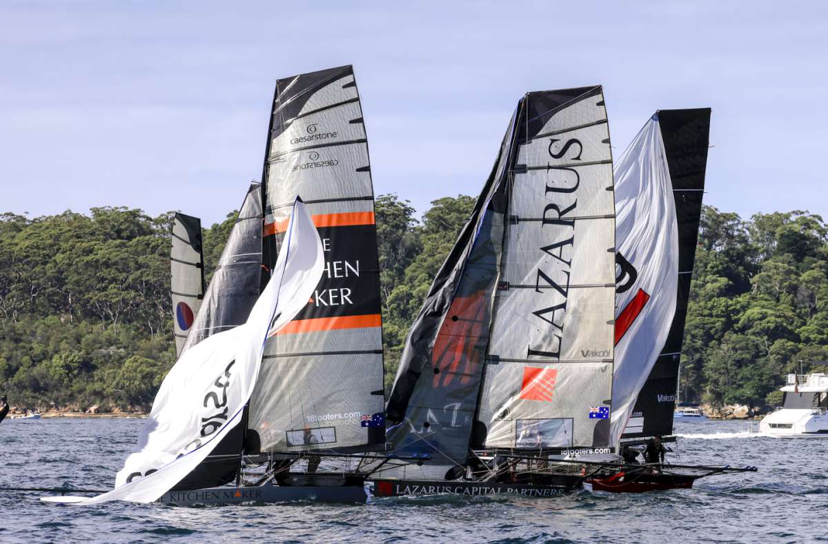 Rounding marks were tough all day (SailMedia)