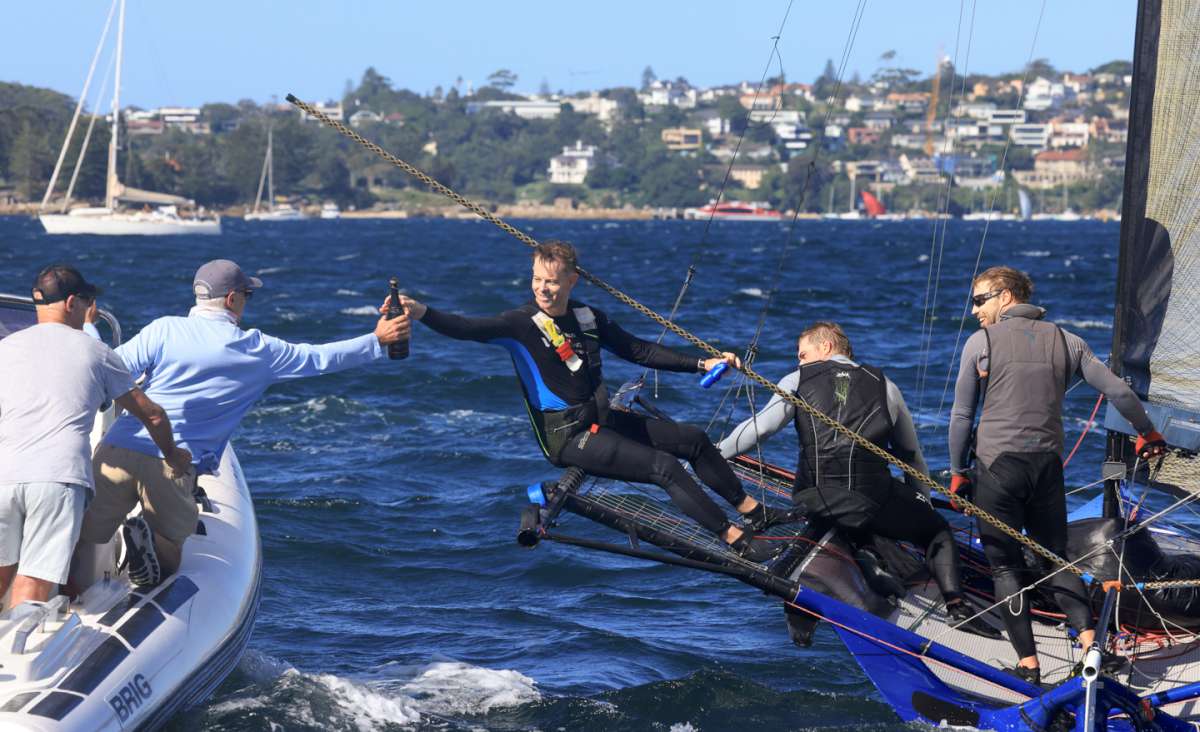 Champagne for the 2026 champion Yandoo team (SailMedia)