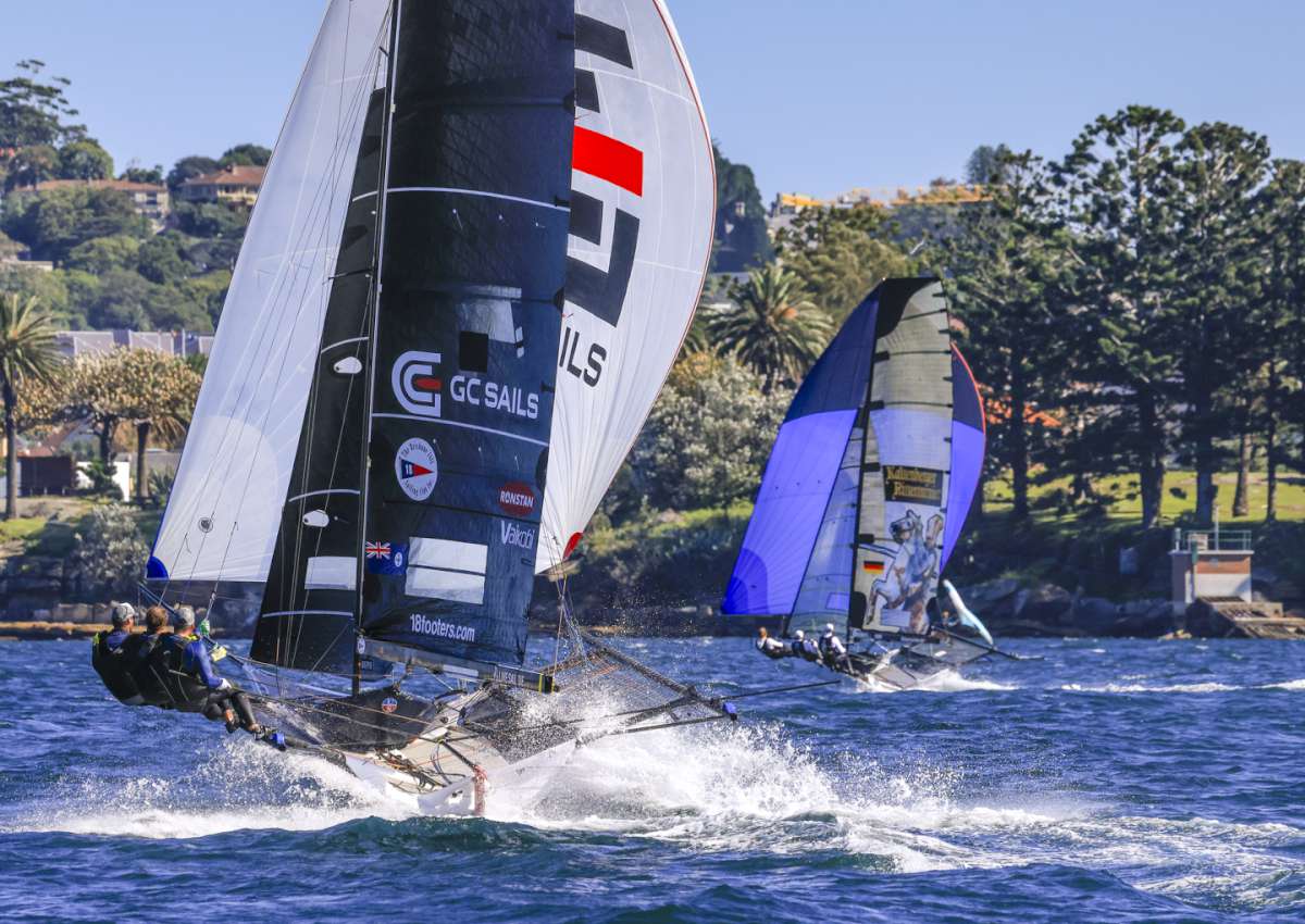 GC Sails chases Black Knight to the final rounding mark (SailMedia)