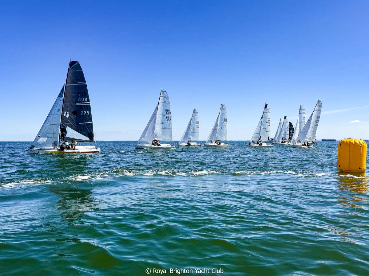 The conditions on Sunday were completely different to Saturday - Credit - Sunset Media - @sailorgirlhq