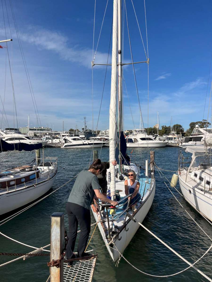 Getting aquainted with Minna (HBYC)