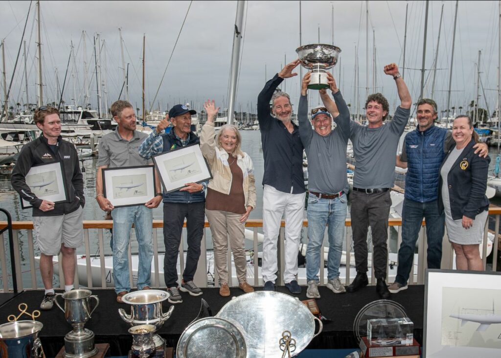 Overall Championship Winner & Crew - James Mayo, Paul Cayard, Ben Lamb (AUS 1526) Magpie
