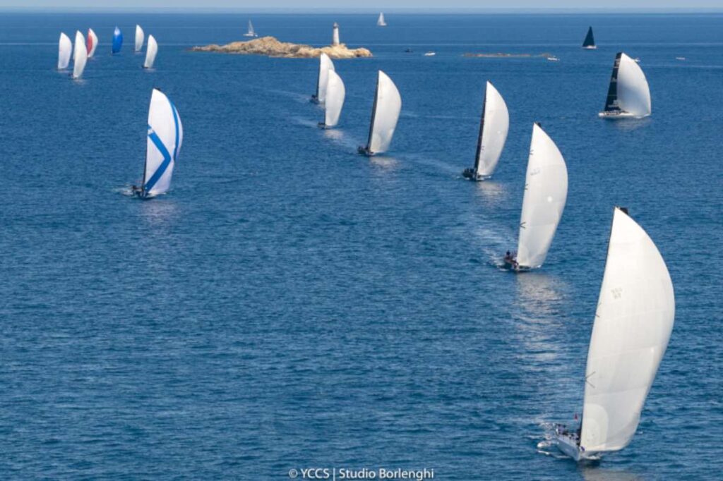 The Range Rover Sardinia Cup fleet competing in a coastal race on the final day - Credit Studio Borlenghi