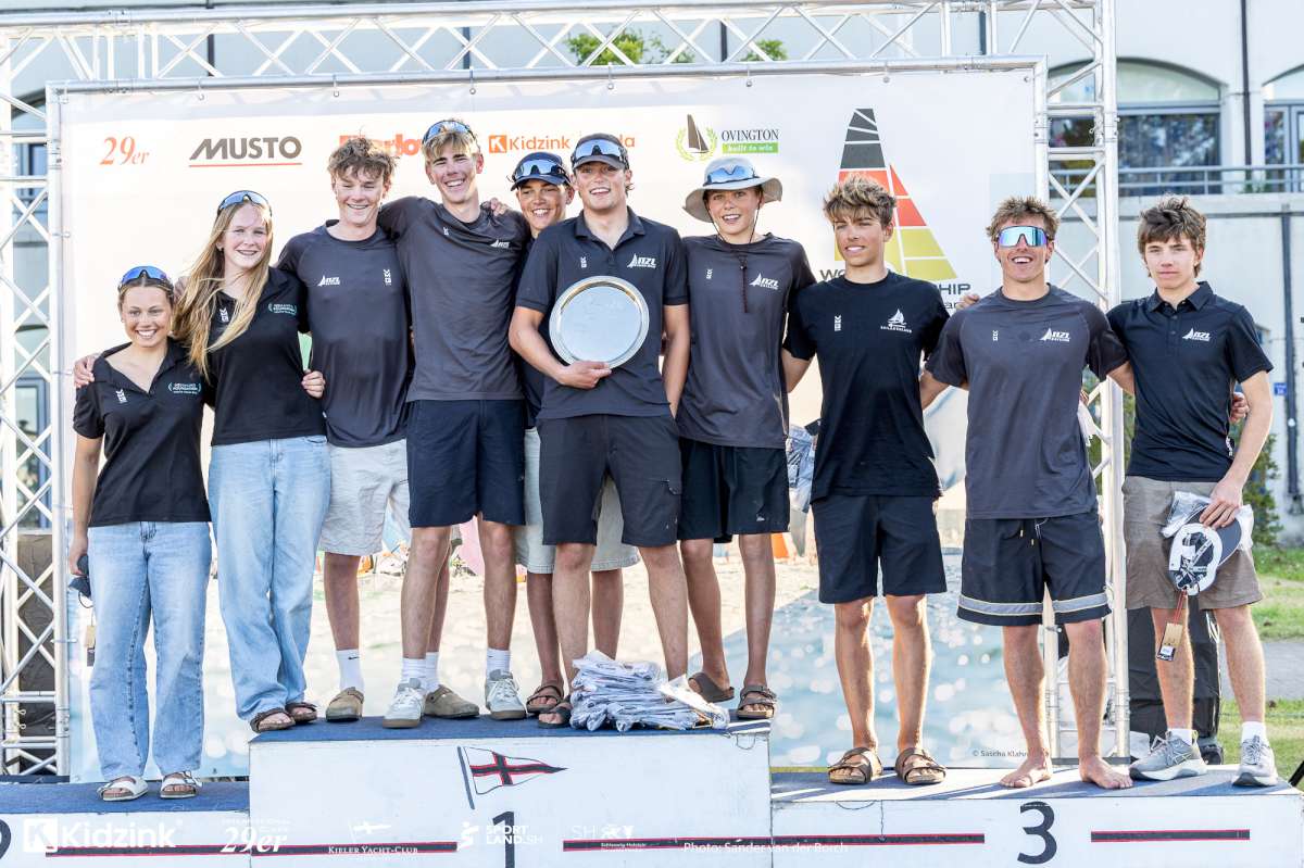 NZ Wins Nations Trophy at 29er World Championship - Credit Sander van der Borch