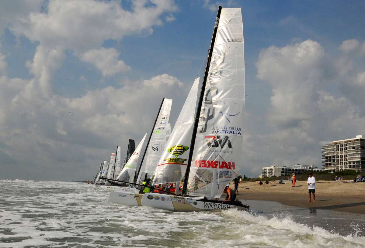 Worrell 1000 - Beach Launch