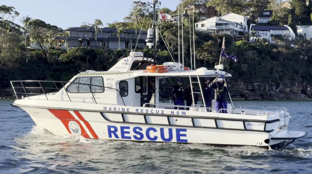 Marine Rescue NSW vessel Middle Harbour 30 (1)