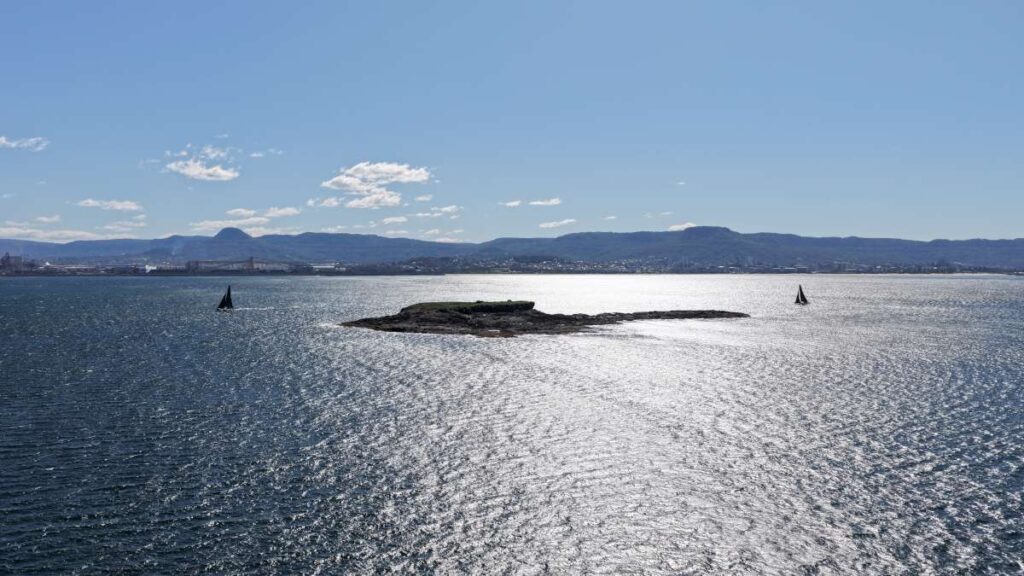 Flinders Islet Race