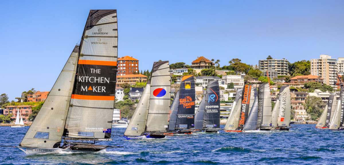 Race start (SailMedia)