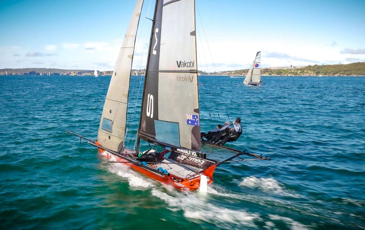 Smeg chases Yandoo in vain during the latter stage of Sunday's race (SailMedia)