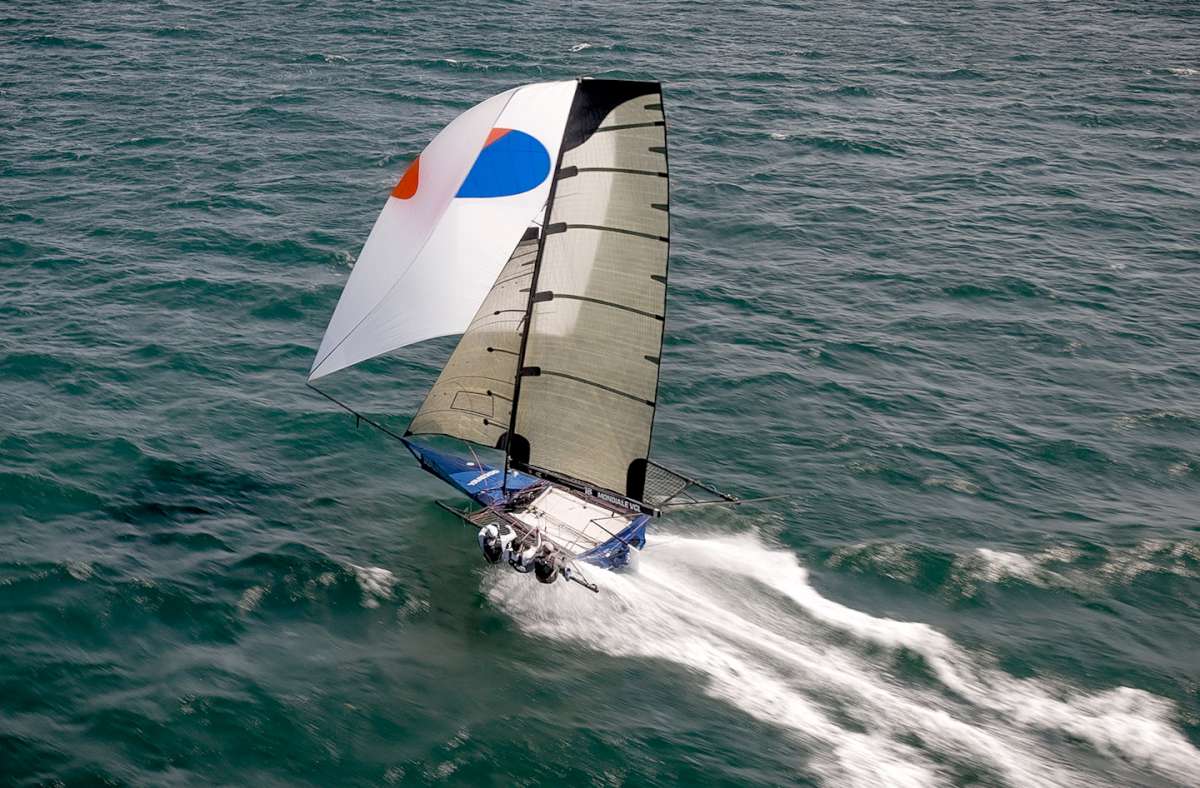 Yandoo on the way to victory (SailMedia)